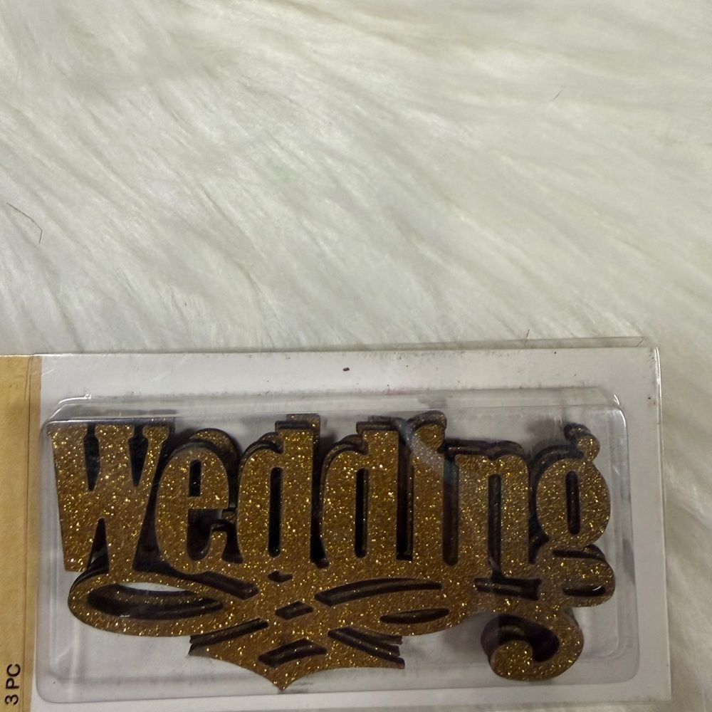 Wedding Sign - Gold - Picture 2 of 3
